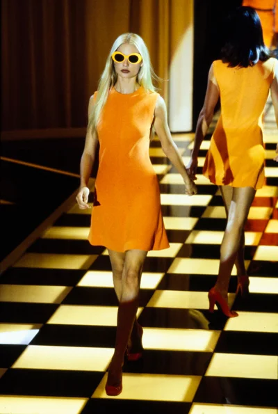 Look 30